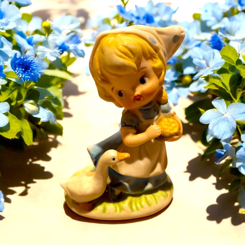 Homco Merry Moppets Little Girl w/ Handkerchief Blue Dress Feeding Duck Figurine